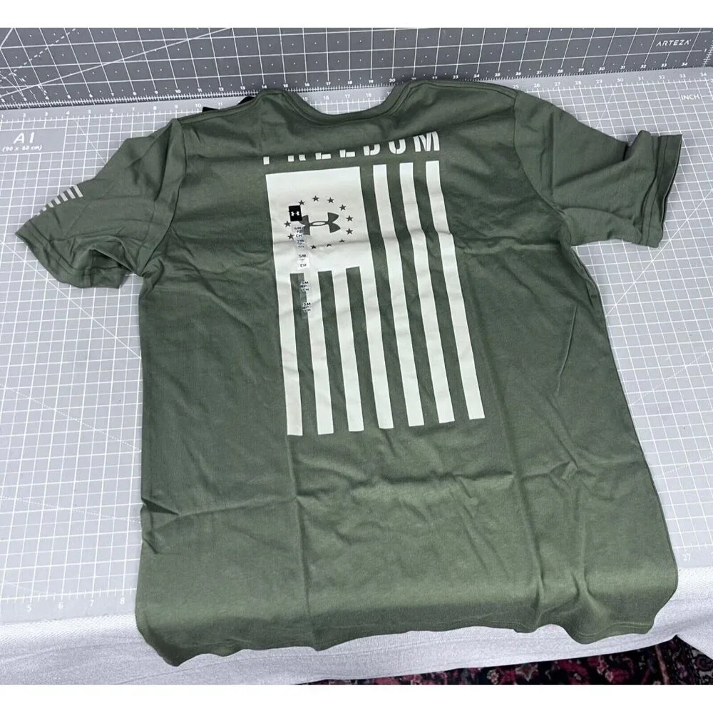 Men's Under Armour Freedom Flag Logo Tactical T Shirt NEW - Picture 1 of 7